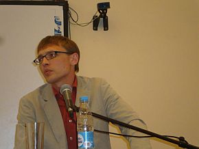 470_kara.jpg 470_kara.jpg